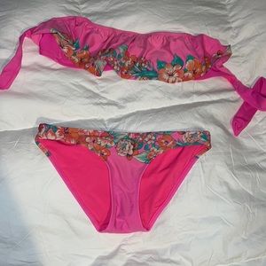 American eagle xs 2 piece bathing suit